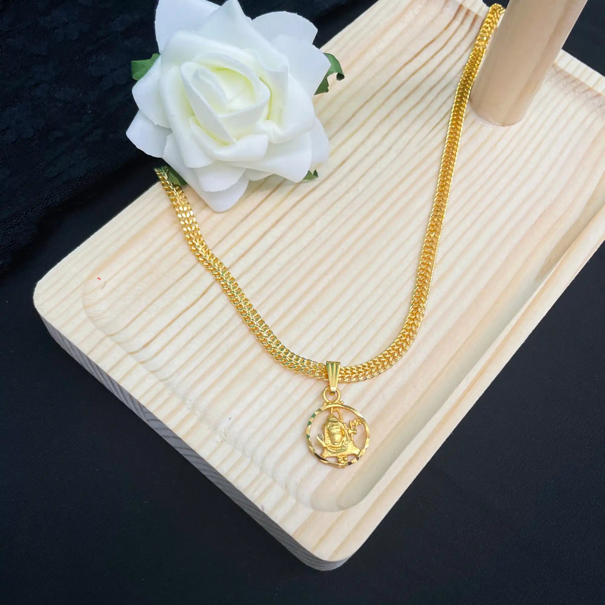 01_e6368807-e43e-4e1f-930f-c76e90bb644f Hindu Lord Shiva Gold Plated Locket Necklace