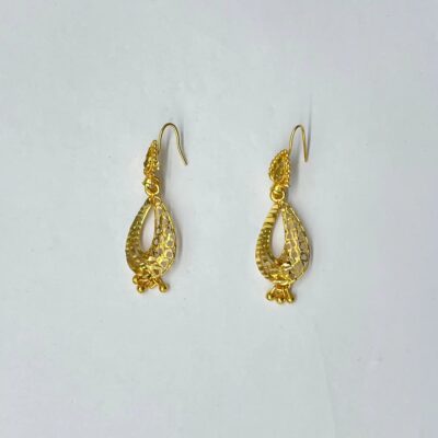 Stylish Golden Earrings for Parties