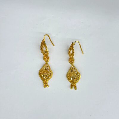 Indian Traditional Women Gold Jewelry
