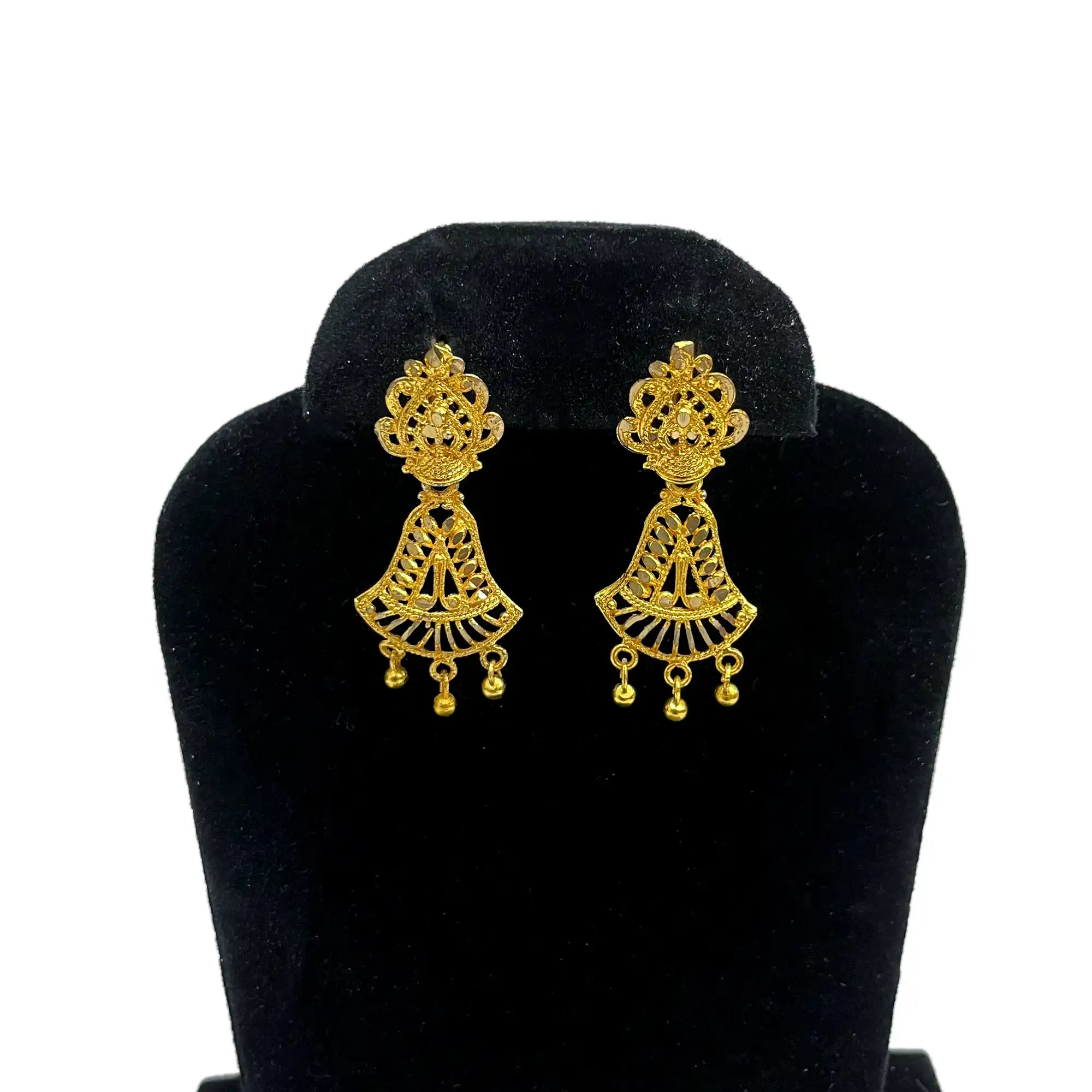 2_3_d9d23598-0a72-4de7-809d-055fb2bc4f9a dubai fastion jewelry, bridal wedding earrings, gold plated earrings