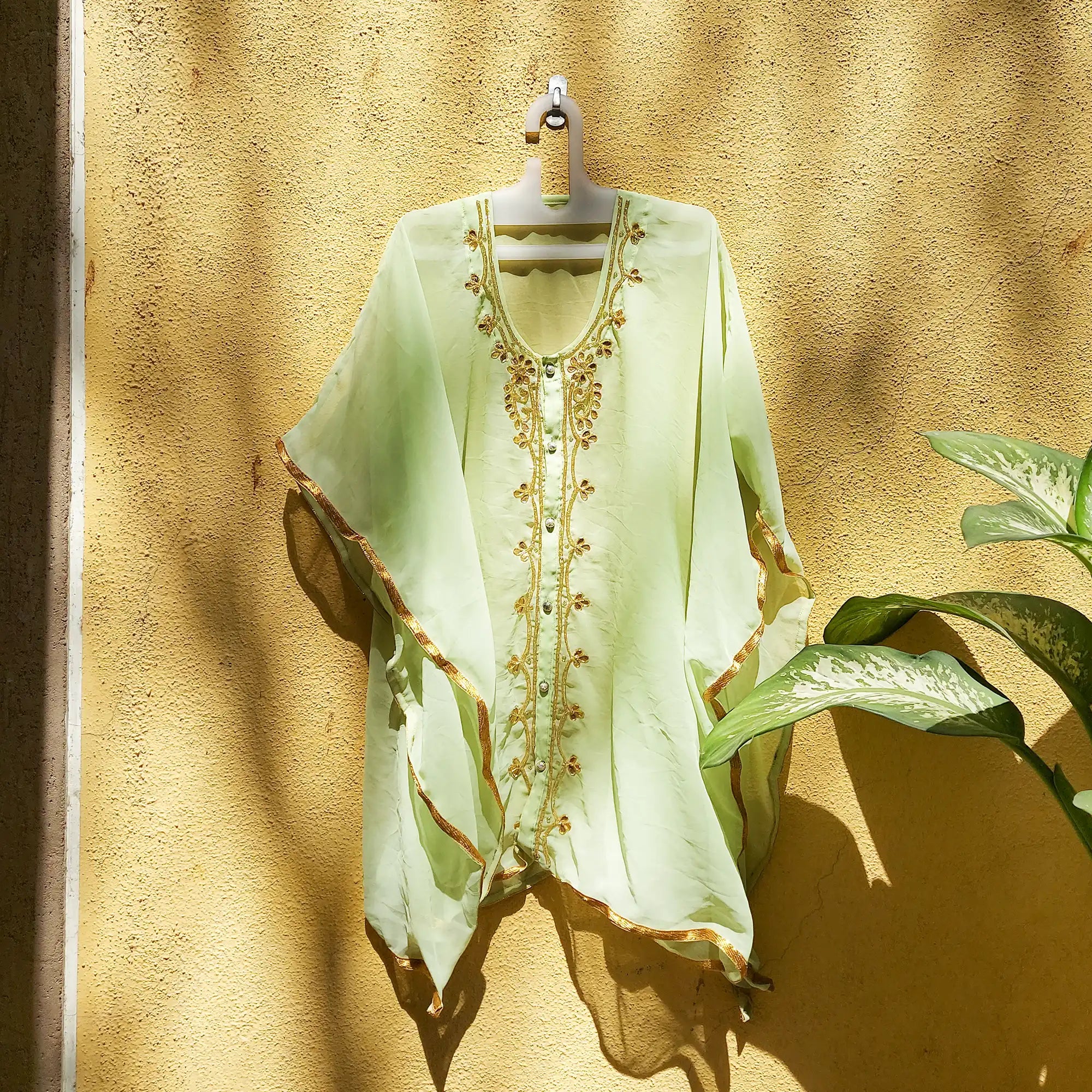 2_b0aa8f00-dad4-4e52-8b96-98ac9c898554 pista pool cover up kaftan
