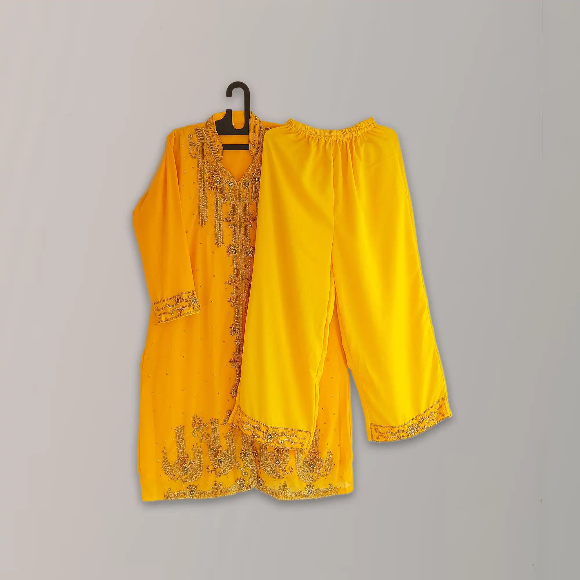4_7d67992b-5a59-4de5-b257-65ba559b5b0f dubai All season Dress