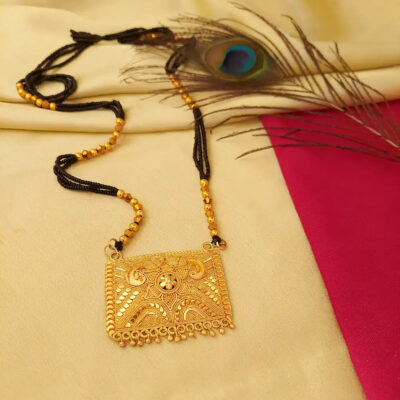 FINAL_04_cb079c27-0934-4c90-9ef6-534bb46b221b Square Pendant Black Beads Designer Mangalsutra