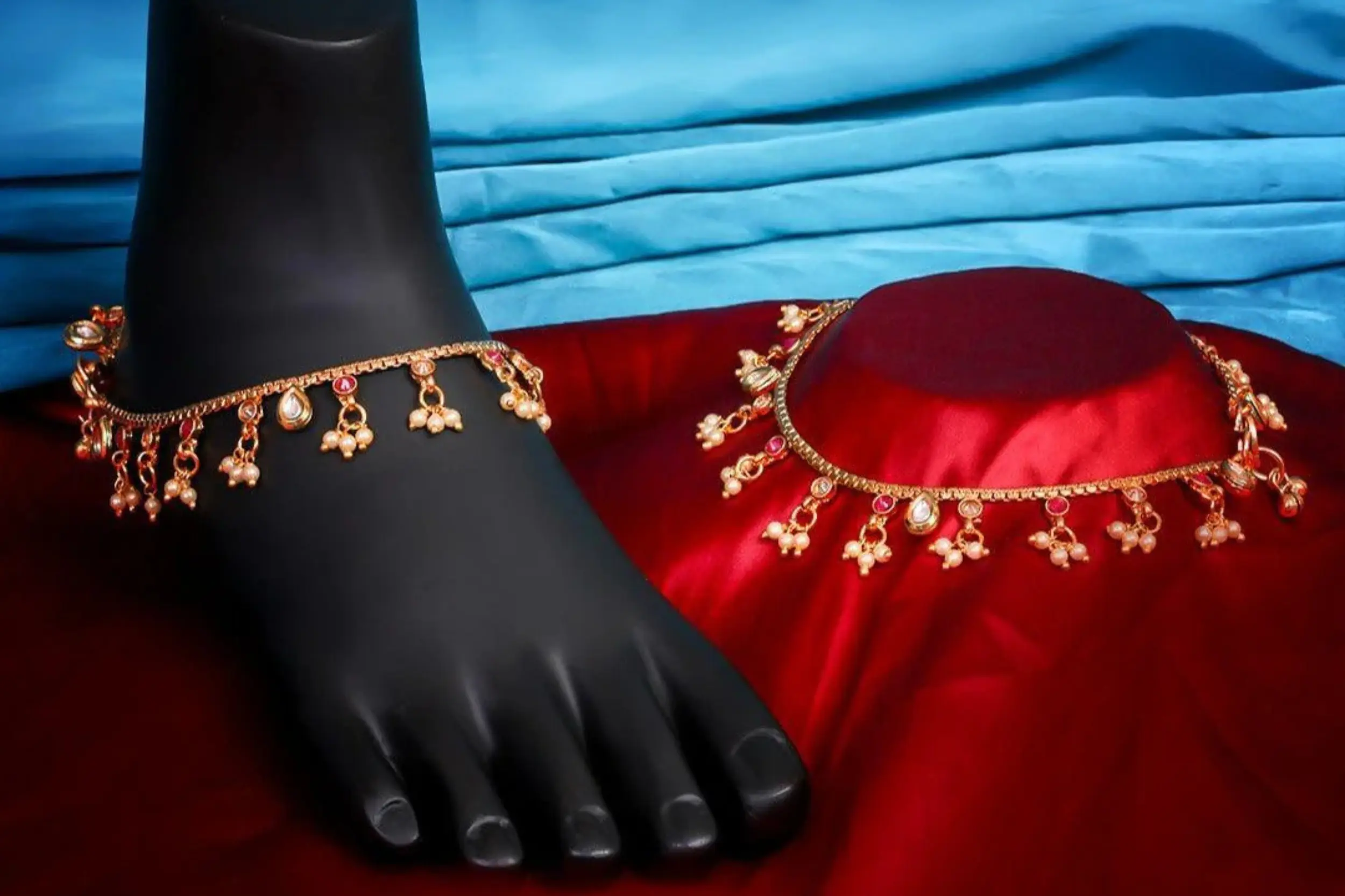 The Essential Dos and Don’ts for Wearing Gold Plated Anklet